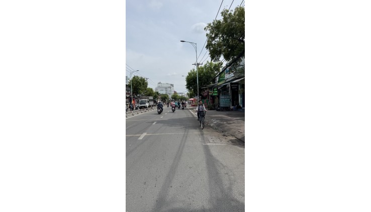 LÊ VĂN QUỚI, 32M2, 3 TẦNG 3PN, HẺM 6M THÔNG, GIÁ CHỈ HƠN 3 TỶ